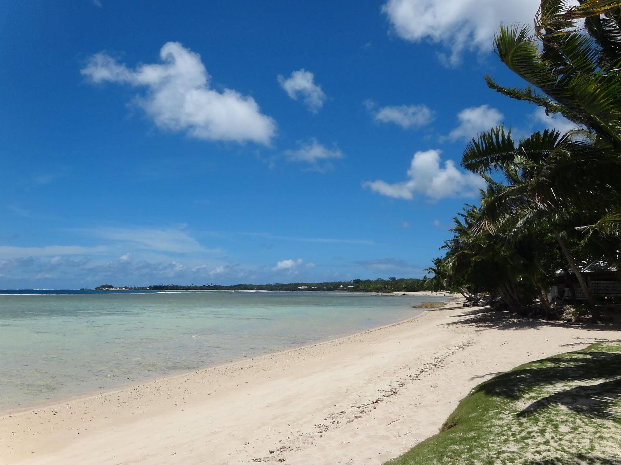 Tailua Beach Fales Manase Extérieur photo